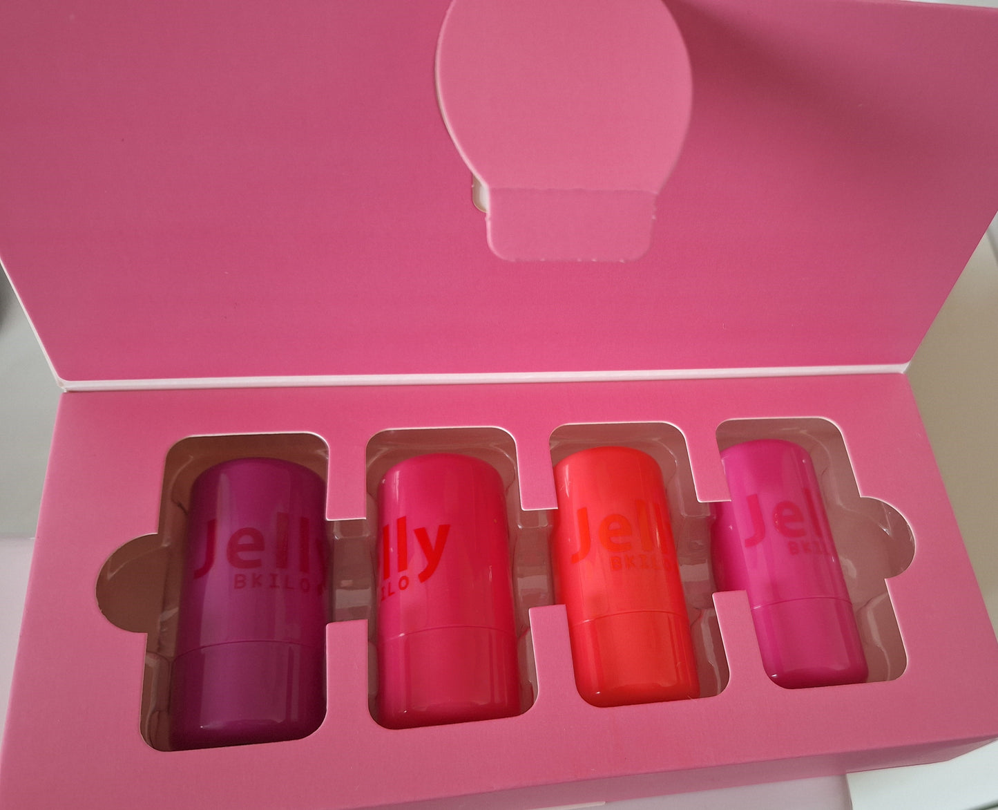 Only dreams™ , tu colorete de gel para pómulos , mejillas y labios  (pack de 4 colores)